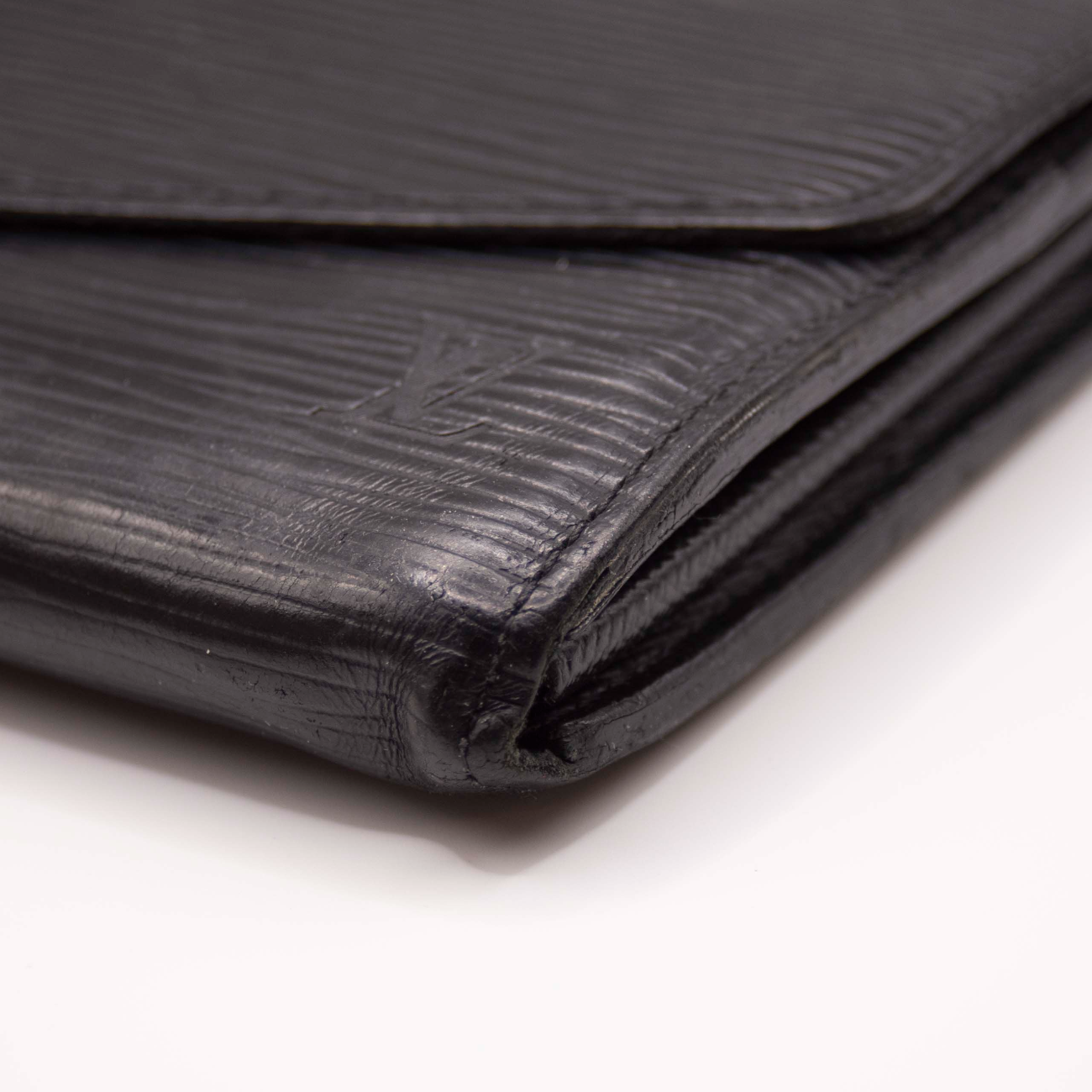 $865 2017 Louis Vuitton Epi Portefeiulle Sarah Long Bifold Wallet Black CA2127