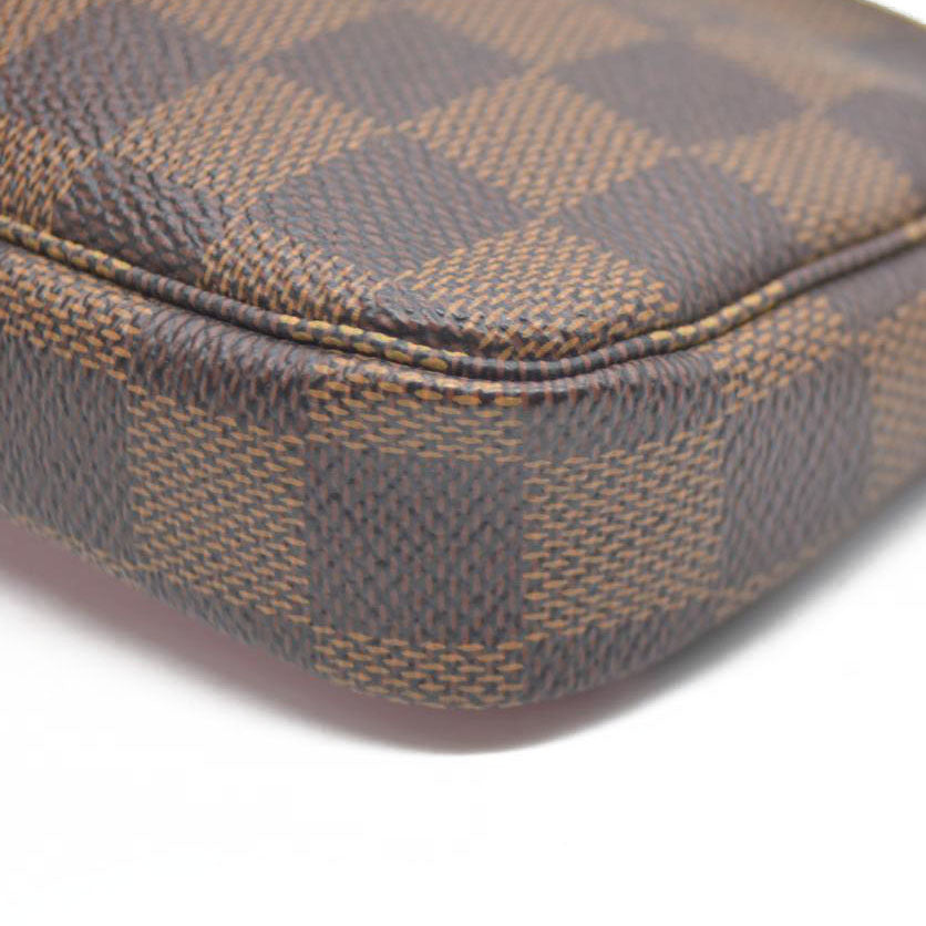 Louis Vuitton  Damier Ebene 2019 Christmas Animation Mini Pochette Accessories Red