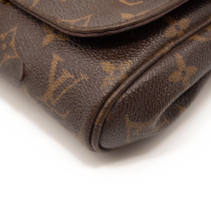 Used Louis Vuitton Favorite Pm Brown Monogram Canvas Shoulder Bag