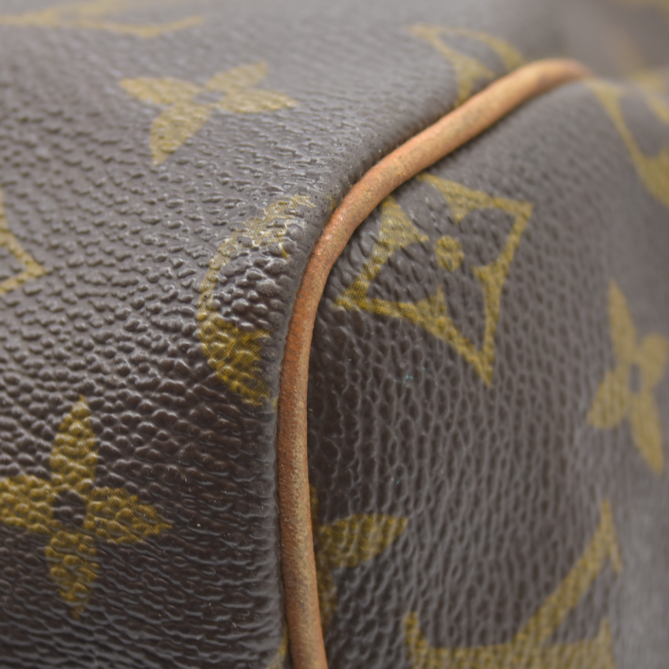 $1550 1991 Louis Vuitton Monogram Speedy 30 VI0931