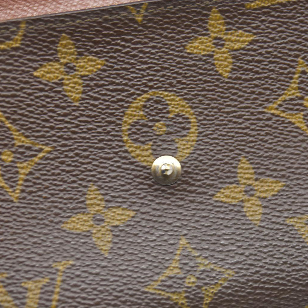 $725 Louis Vuitton Monogram Sarah Wallet 882AN CONSIGNMENT