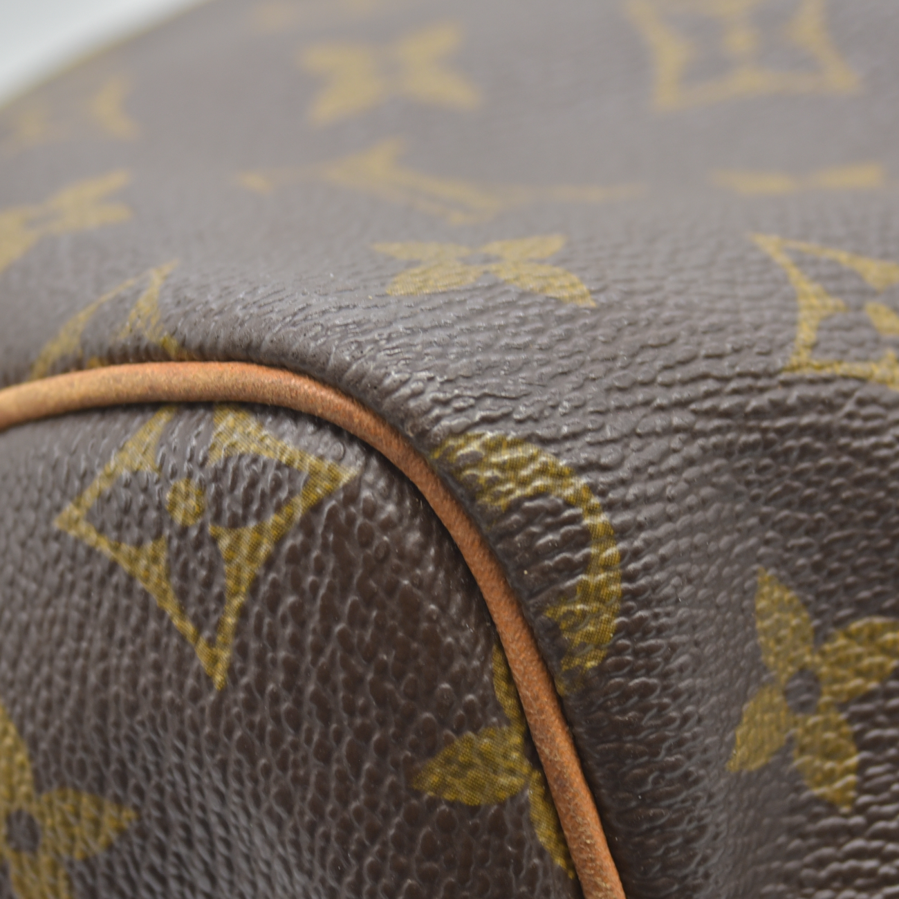 $1550 1991 Louis Vuitton Monogram Speedy 30 VI0931