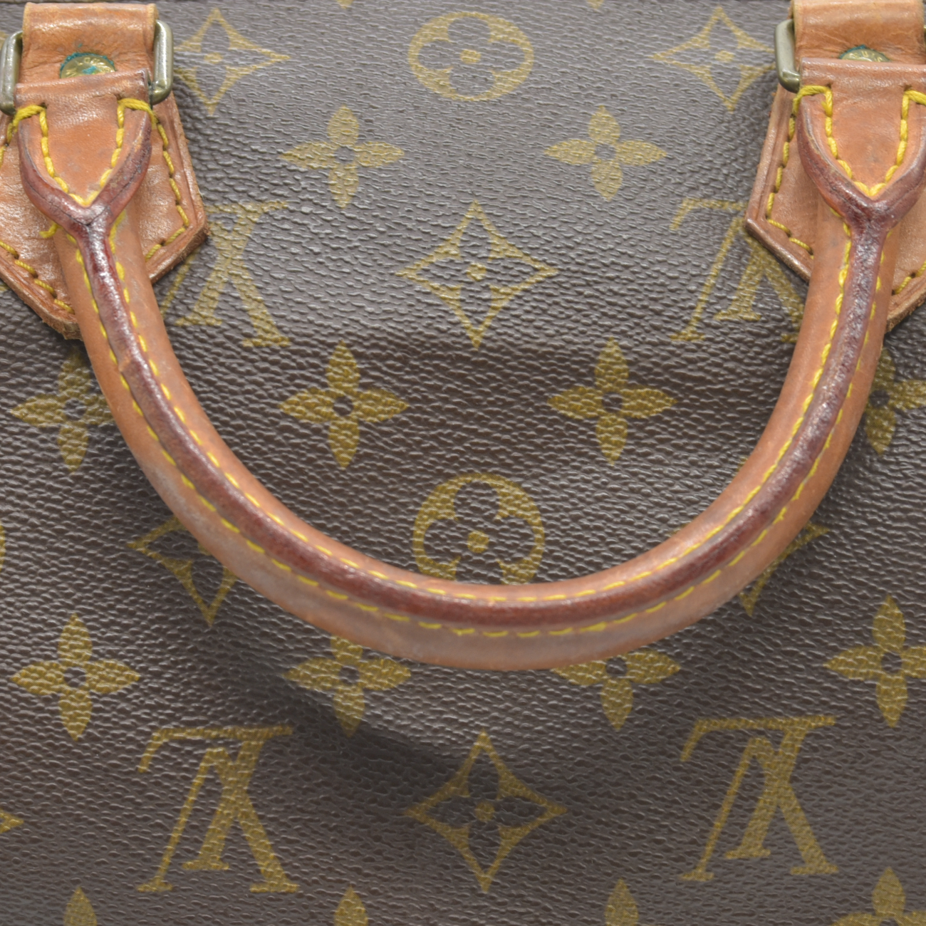 $1550 1991 Louis Vuitton Monogram Speedy 30 VI0931