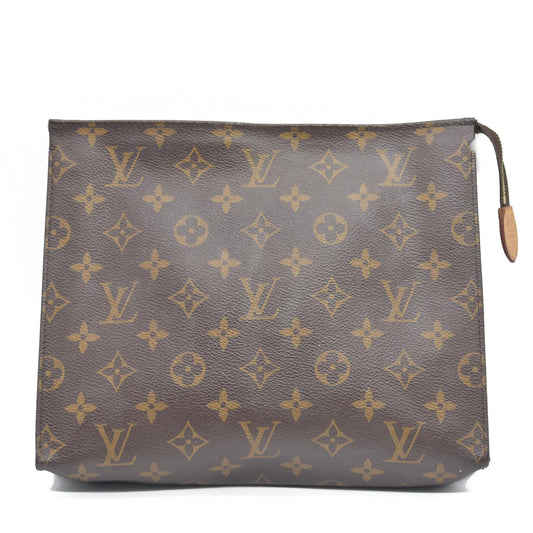 $1070 Louis Vuitton Monogram Toiletry 26