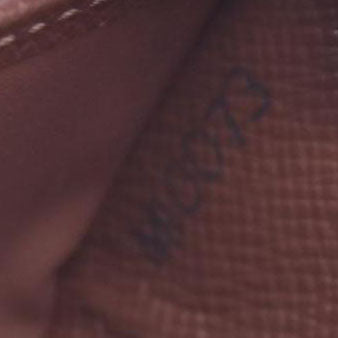 $660 2003 LOUIS VUITTON Monogram Compact Zip Wallet Brown MI0073 CONSIGNMENT 10021170