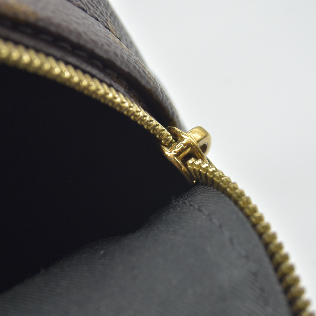 $2780 Louis Vuitton  LV Monogram Palm Springs PM
