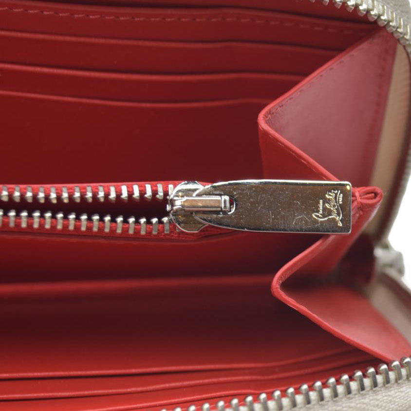 $950 CONSIGNMENT Christian Louboutin Panettone Long Wallet Cream with Loubinthesky Spikes