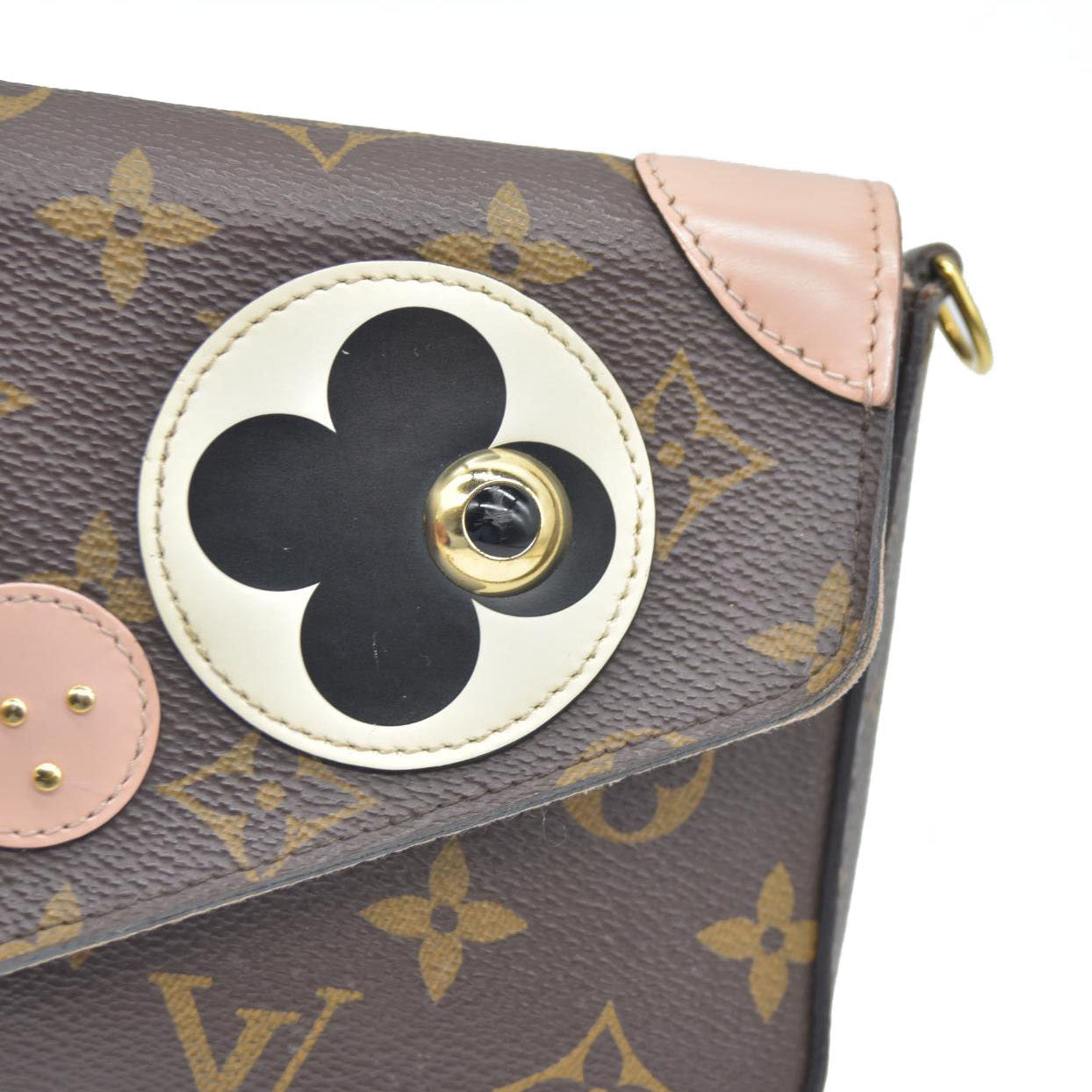 $2350 Louis Vuitton  Monogram Valentine Dog Pochette Felicie Chain Wallet