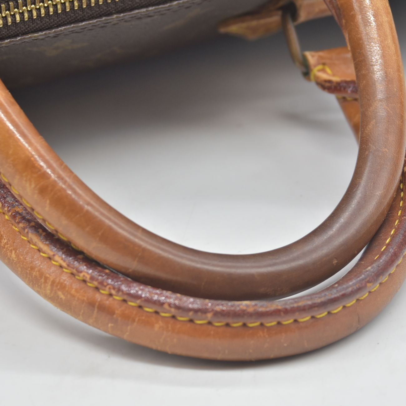 $1700 1982 Louis Vuitton Monogram Speedy 35 823