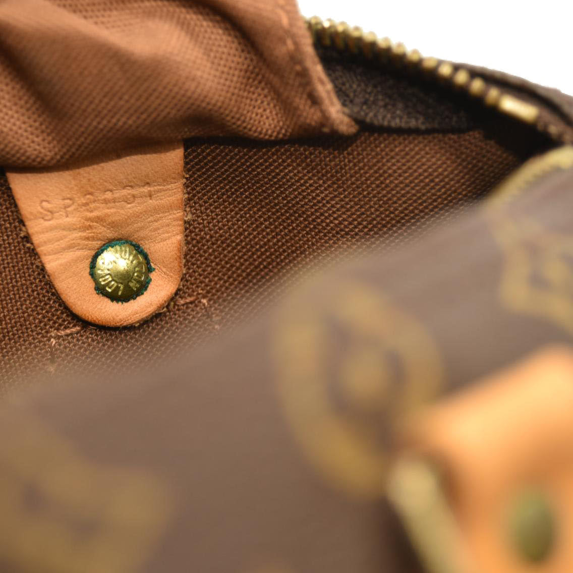 Louis Vuitton  Monogram Speedy 25 SP0031