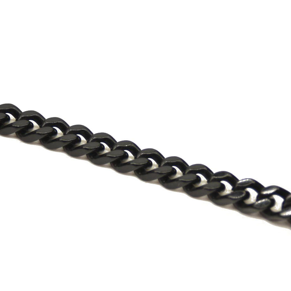 Saint Laurent  Grain De Poudre Matelasse Chevron Monogram Monochrome Chain Wallet Black