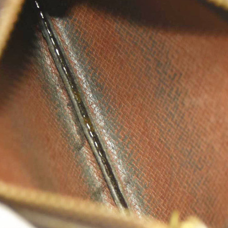 Louis Vuitton  Monogram Key Pouch 8903ET