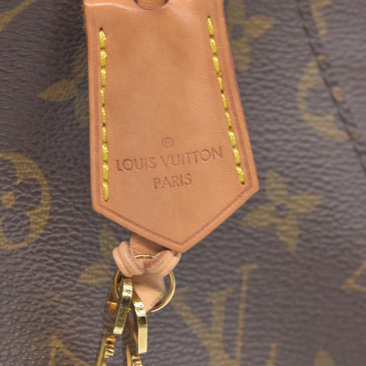 $2750 2017 Louis Vuitton Monogram Montaigne BB CA1147