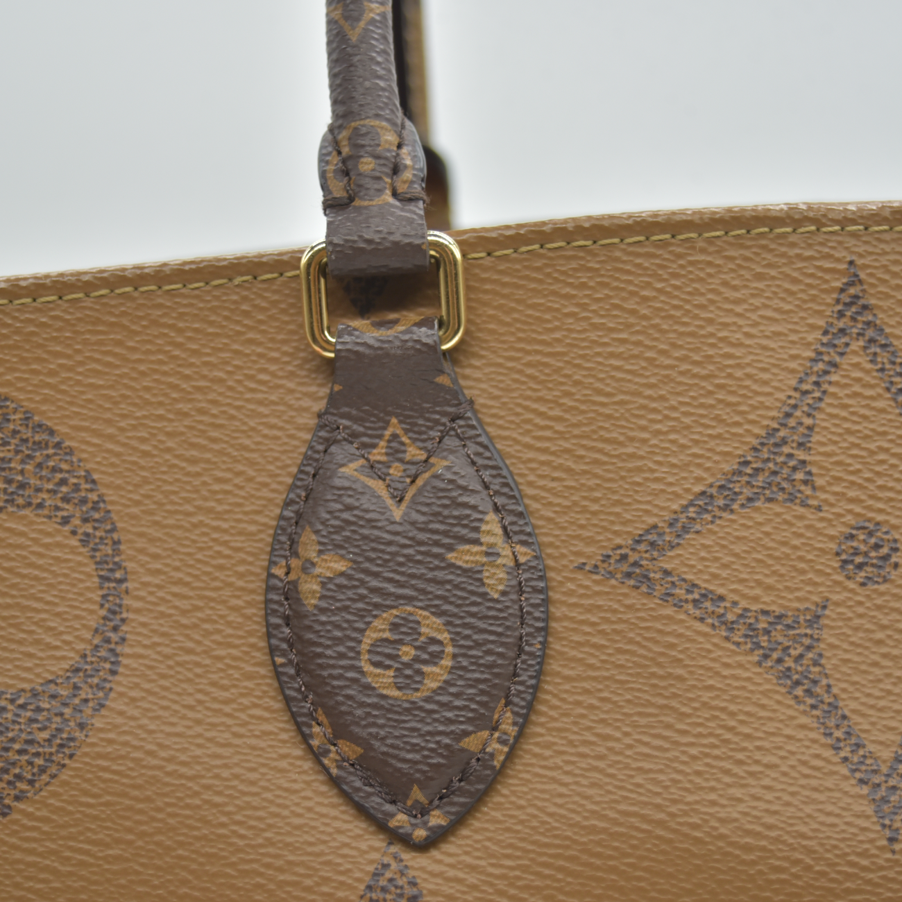 $3555 2020 Louis Vuitton Reverse Monogram Giant Onthego GM FL0230