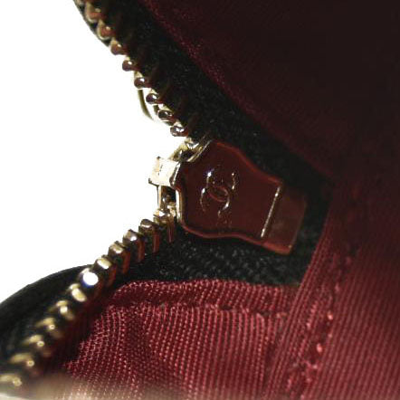 Chanel  Lambskin Quilted Chanel 19 Round Clutch With Chain Black 31*