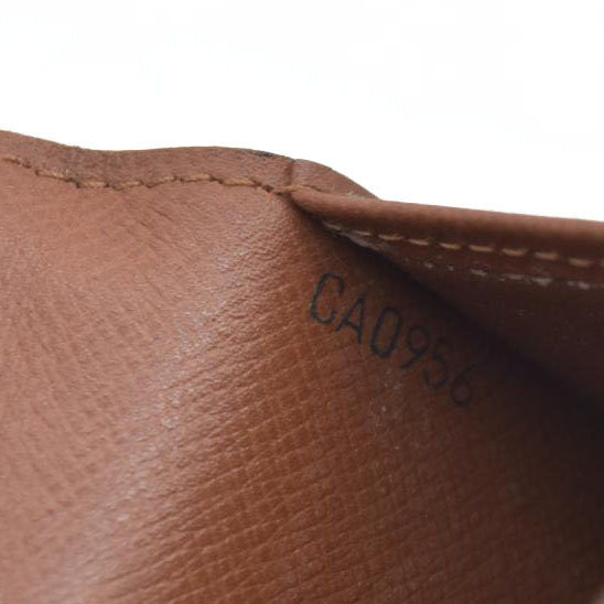 CONSIGNMENT Louis Vuitton Vintage Monogram Pattern Checkbook Holder