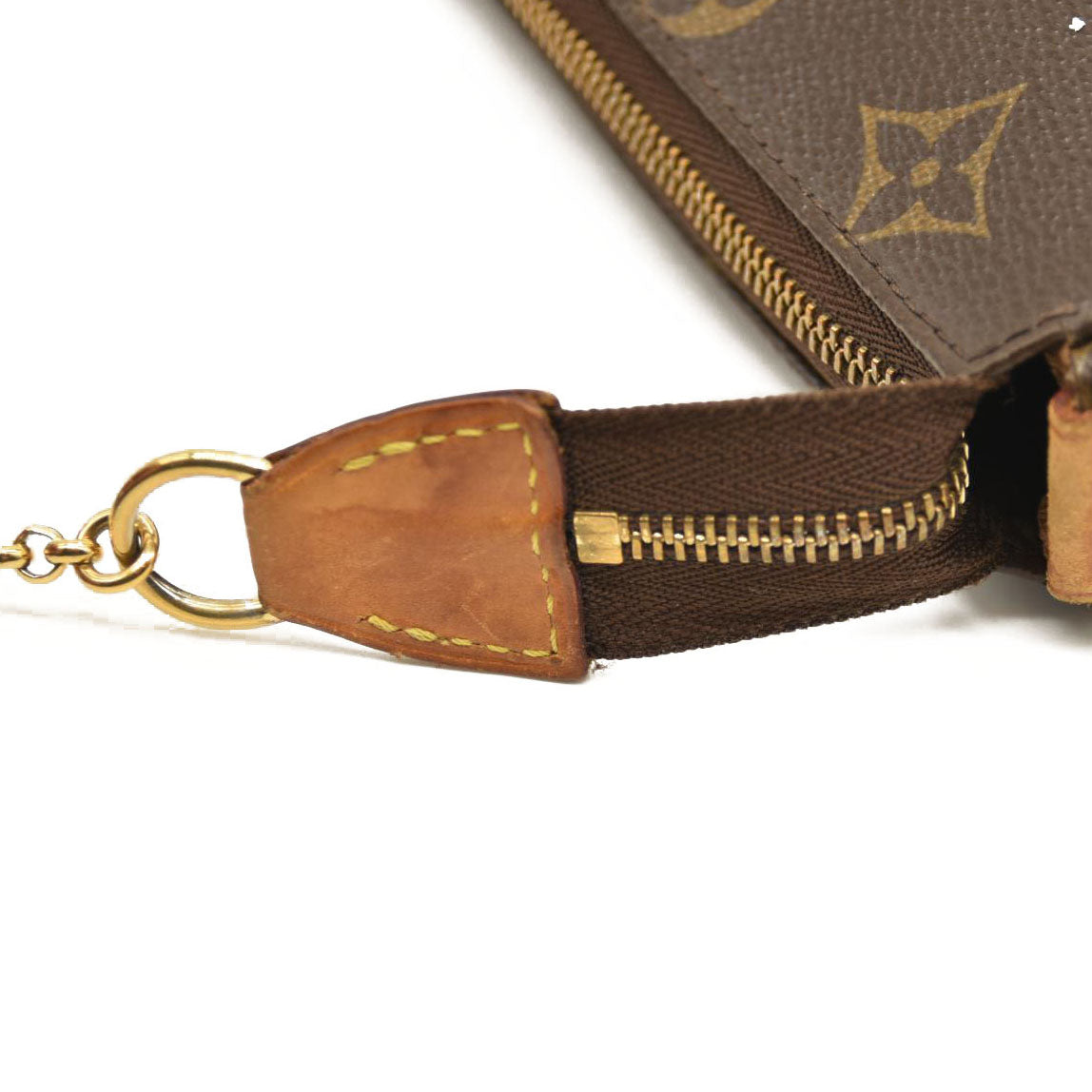 Louis Vuitton  Monogram Eva Clutch MB2154