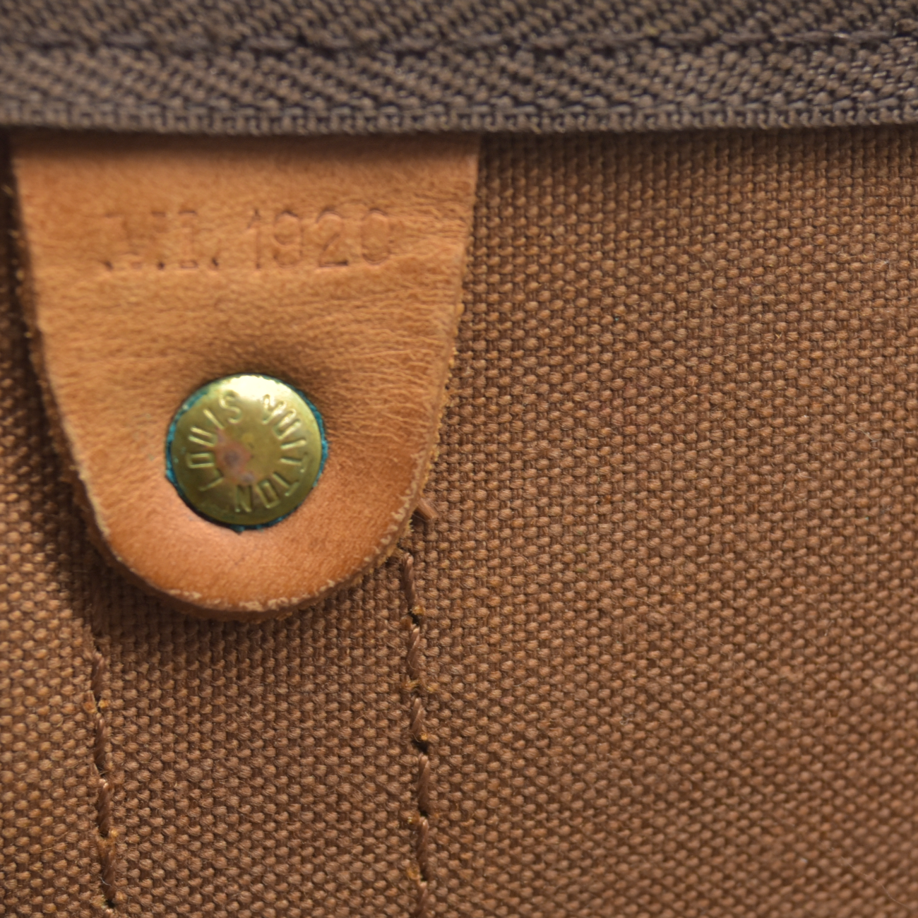 $2630 Louis Vuitton Keepall Bandouliere 50 Brown Monogram VI1920 1990