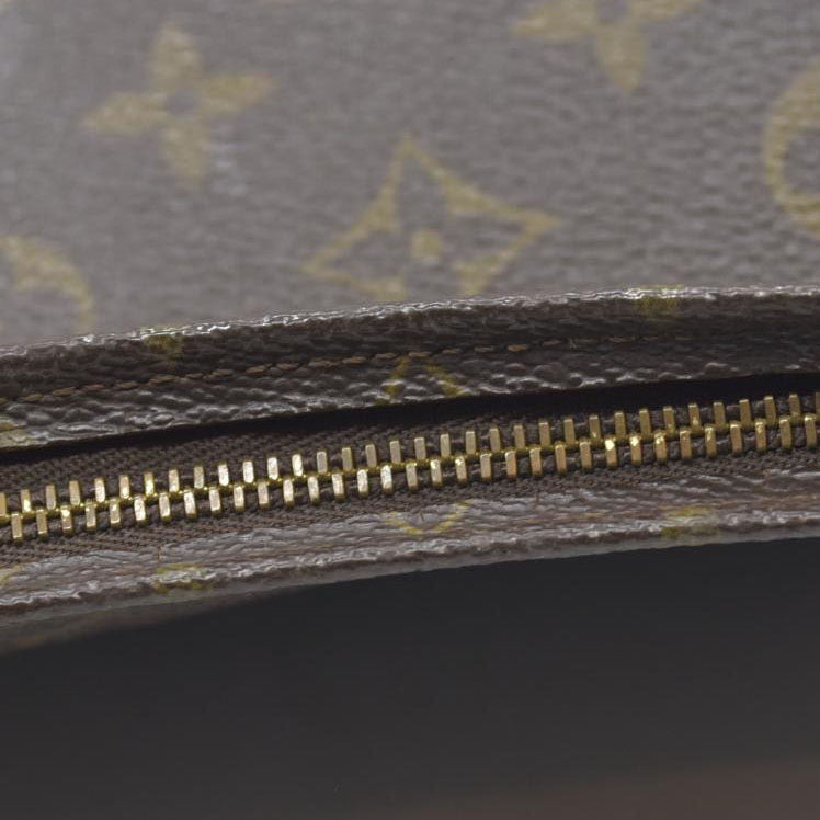 LOUIS VUITTON Monogram Toiletry 26 843
