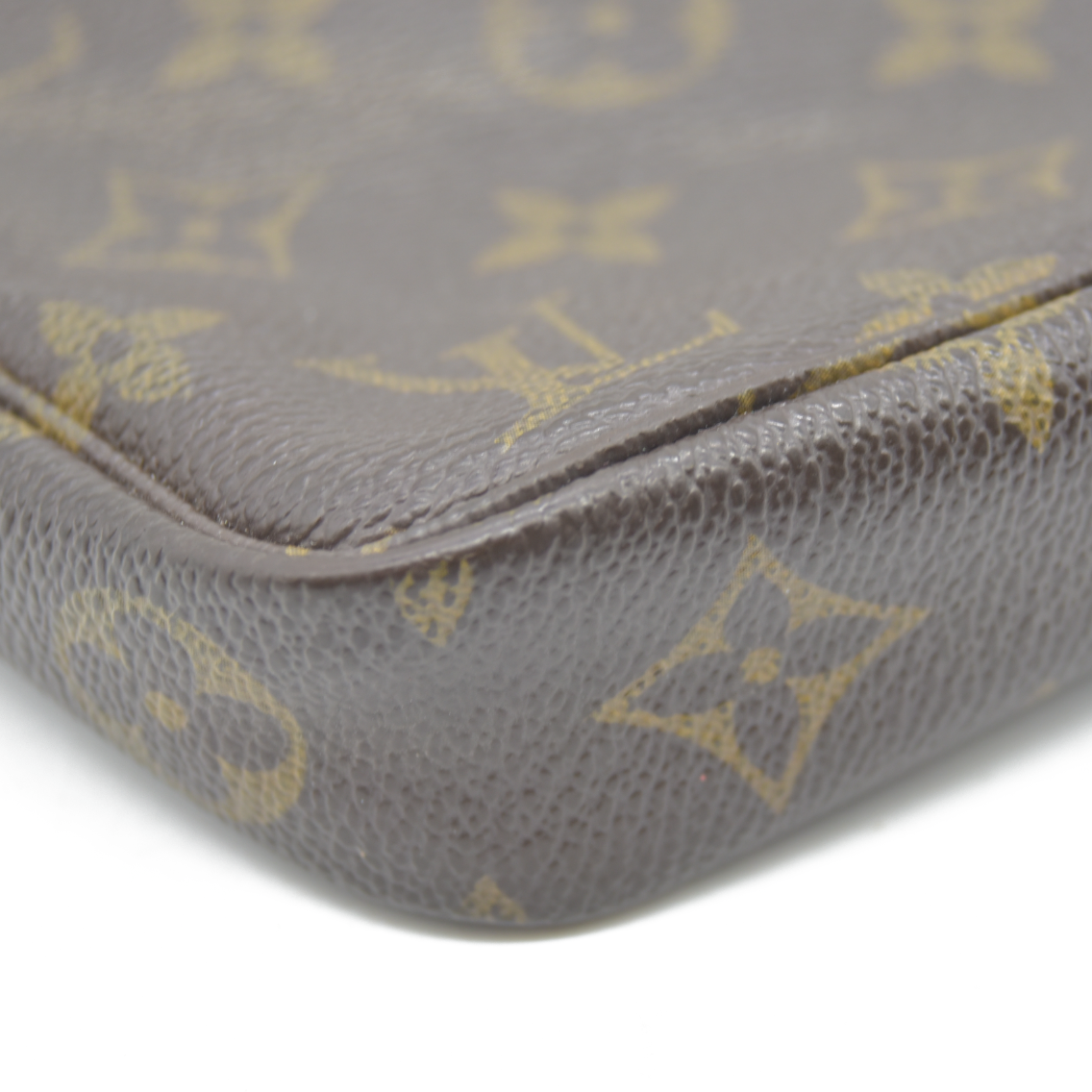 Louis Vuitton  Monogram Pochette Accessories CA1016