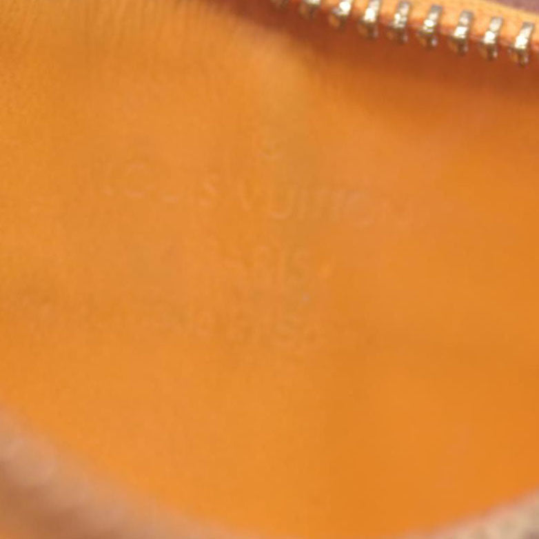 $550 2012 LOUIS VUITTON Monogram Vernis Key Pouch Jaune Passion CA1102 CONSIGNMENT 10021176
