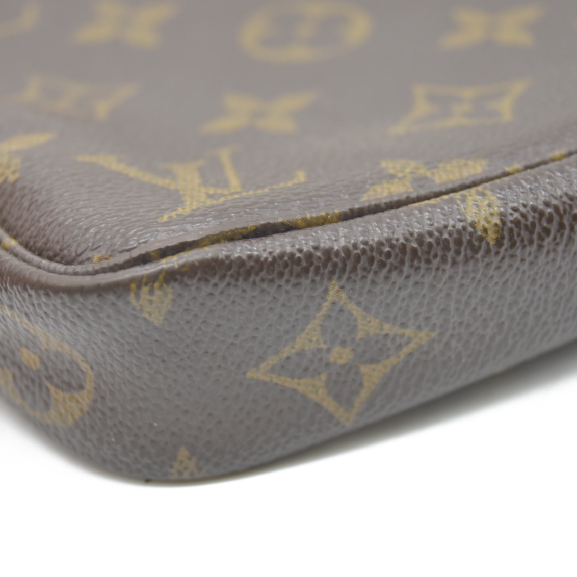 Louis Vuitton  Monogram Pochette Accessories CA1016