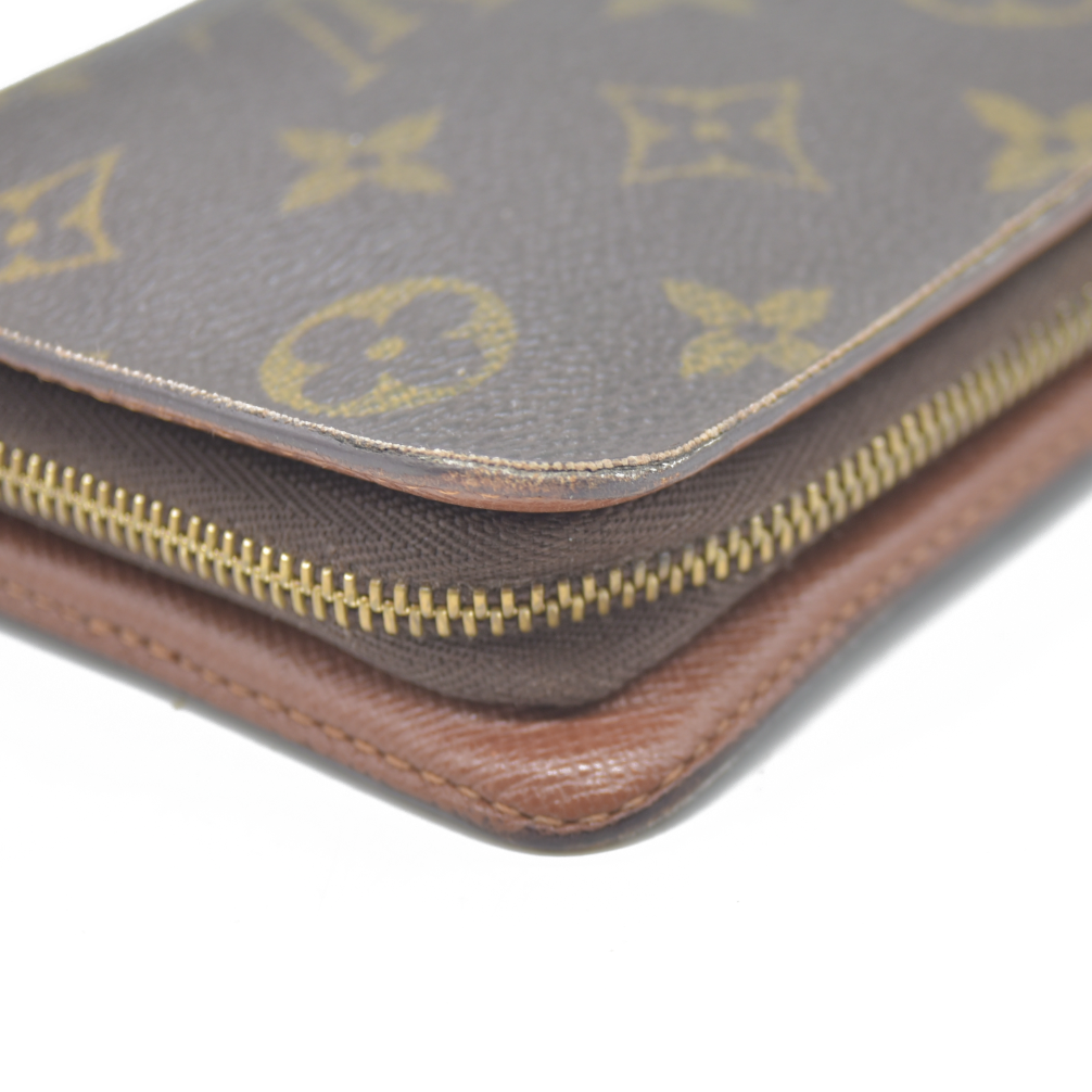 LOUIS VUITTON Monogram Porte Monnaie Zip Around Long Wallet