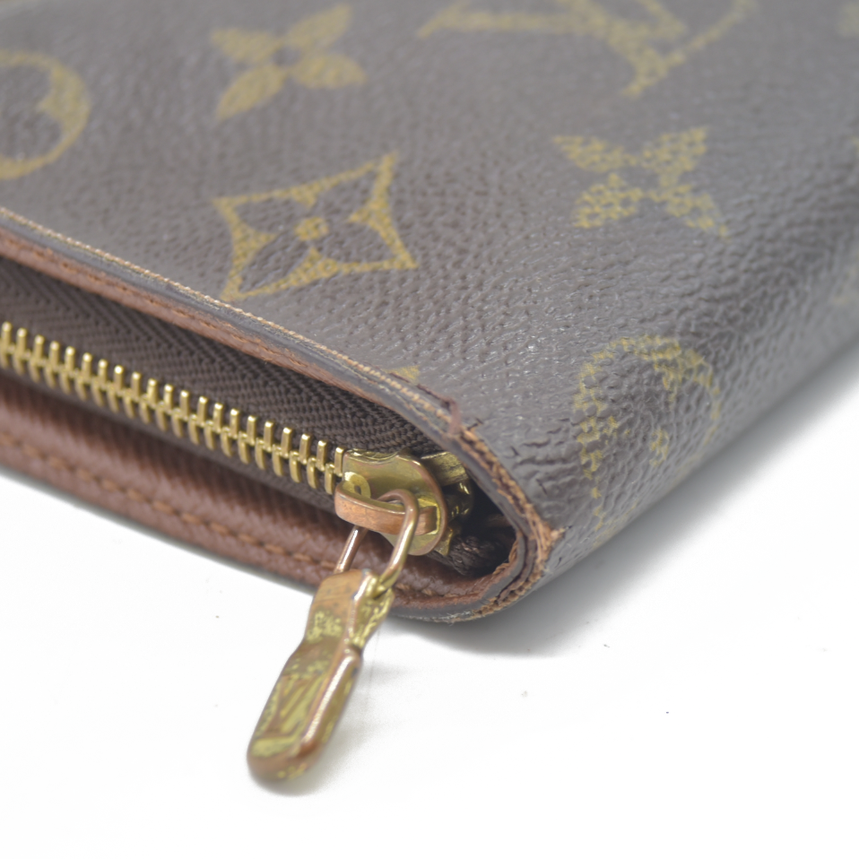 LOUIS VUITTON Monogram Porte Monnaie Zip Around Long Wallet