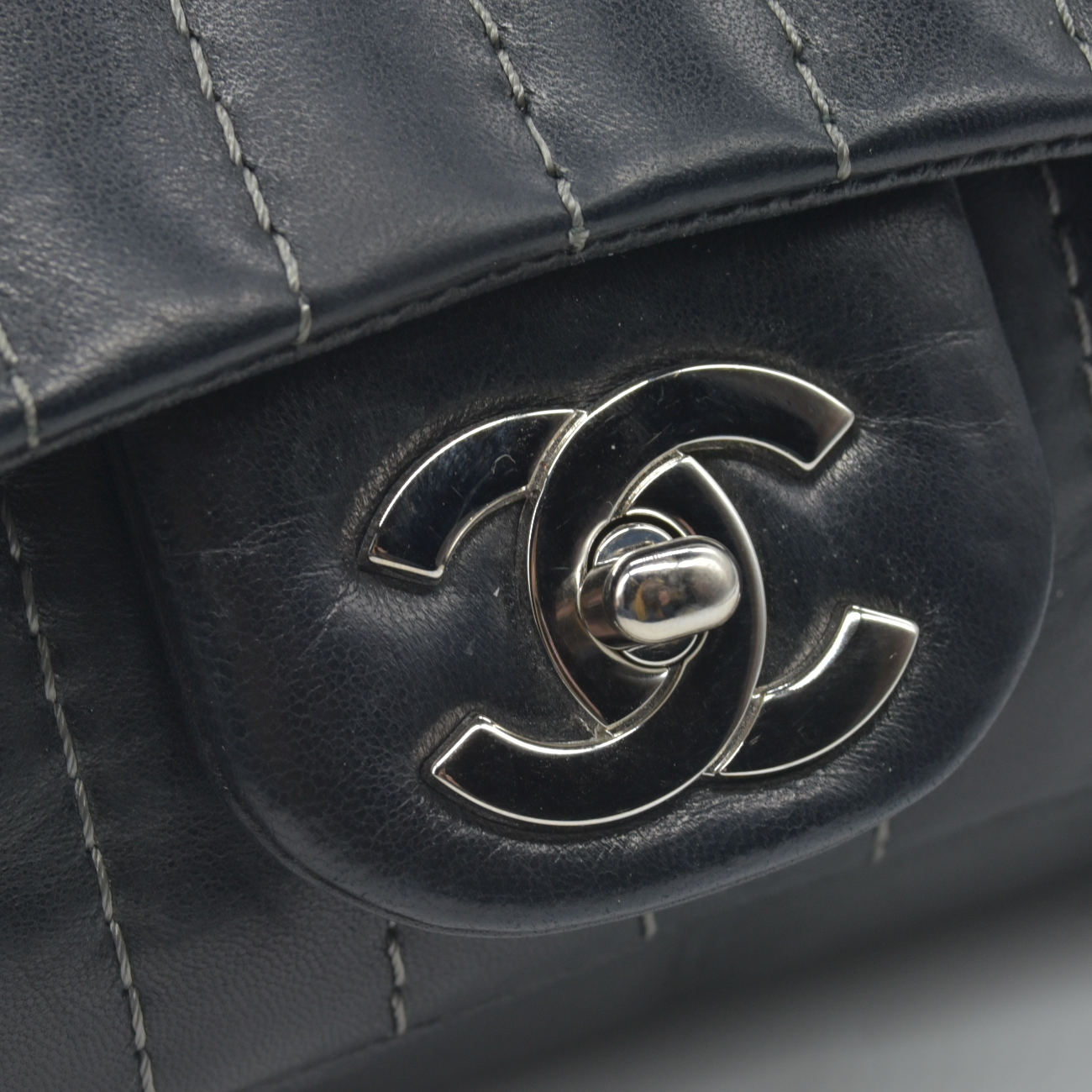 $4700 Chanel Mademoiselle Vertical Quilted Medium Single Flap 2006