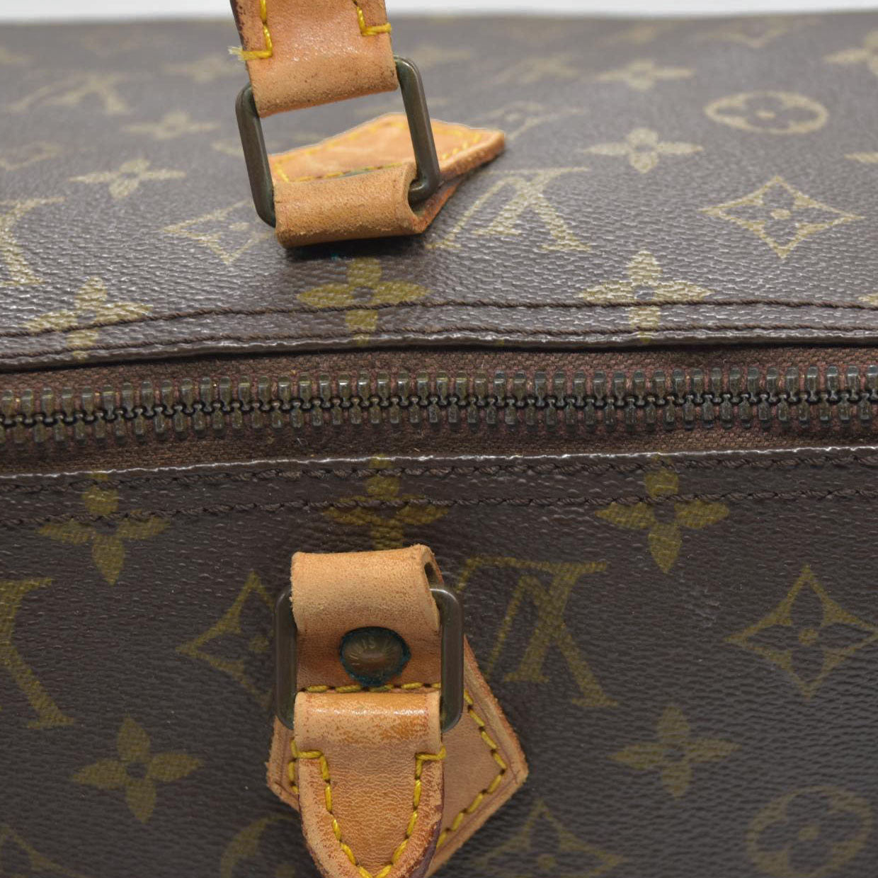 $1690 Louis Vuitton Monogram Speedy 40 SA841
