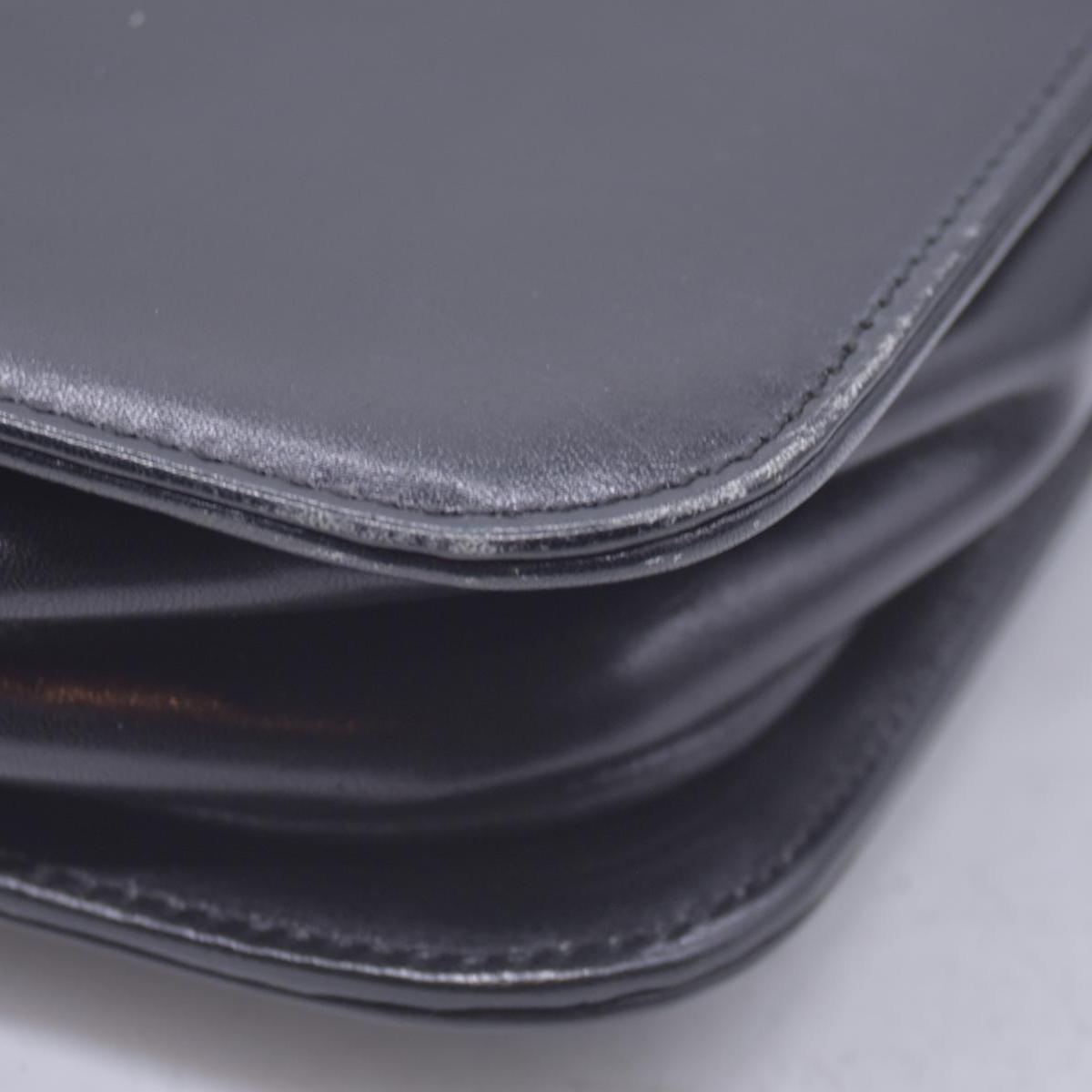GIVENCHY Smooth Calfskin 4G Logo Flap Crossbody Bag Black CONSIGNMENT 10021186