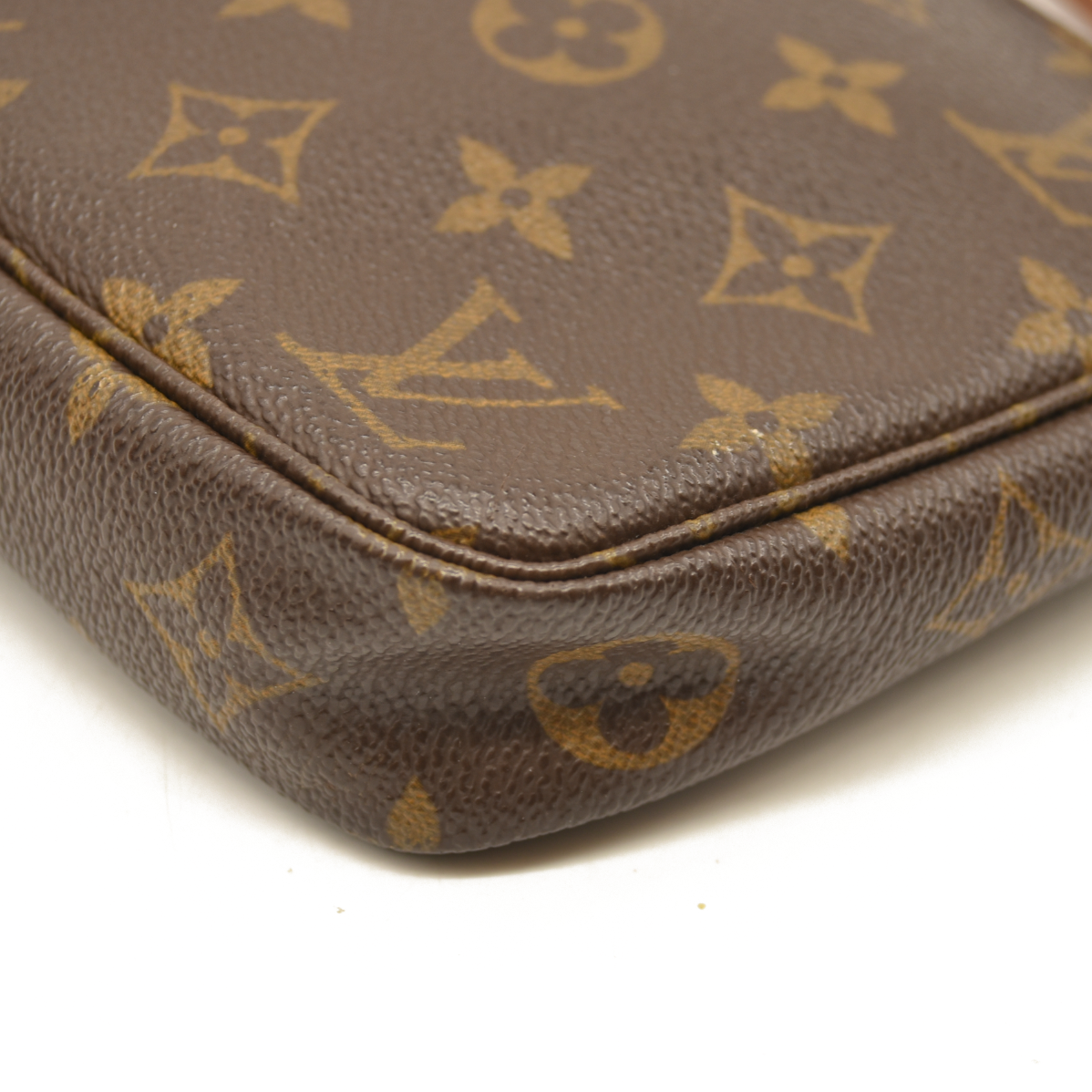 Louis Vuitton  Monogram Pochette Accessories VI0020 2000
