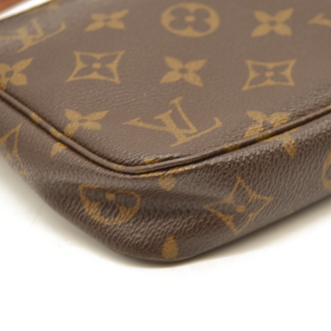Louis Vuitton  Monogram Pochette Accessories VI0020 2000