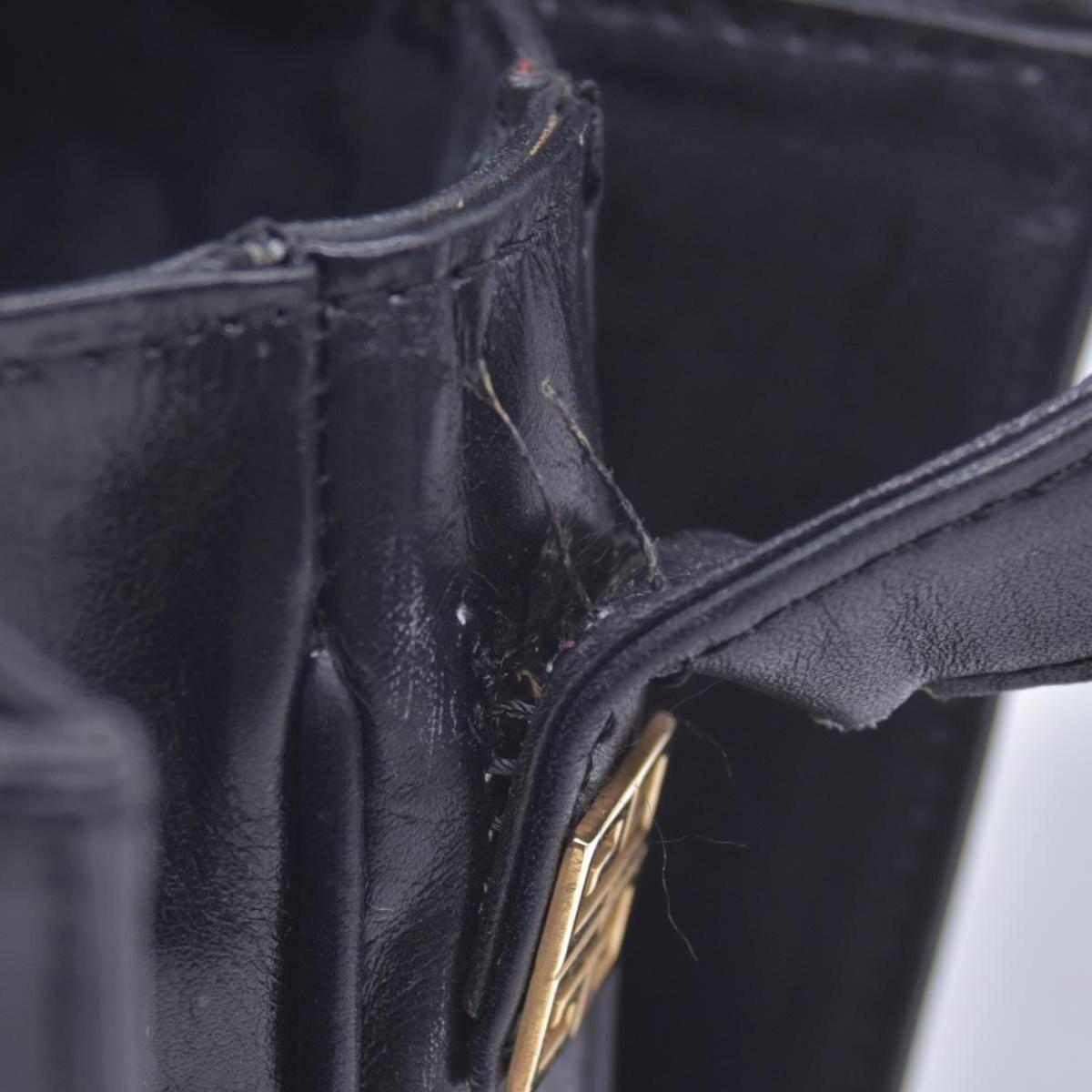 GIVENCHY Smooth Calfskin 4G Logo Flap Crossbody Bag Black CONSIGNMENT 10021186