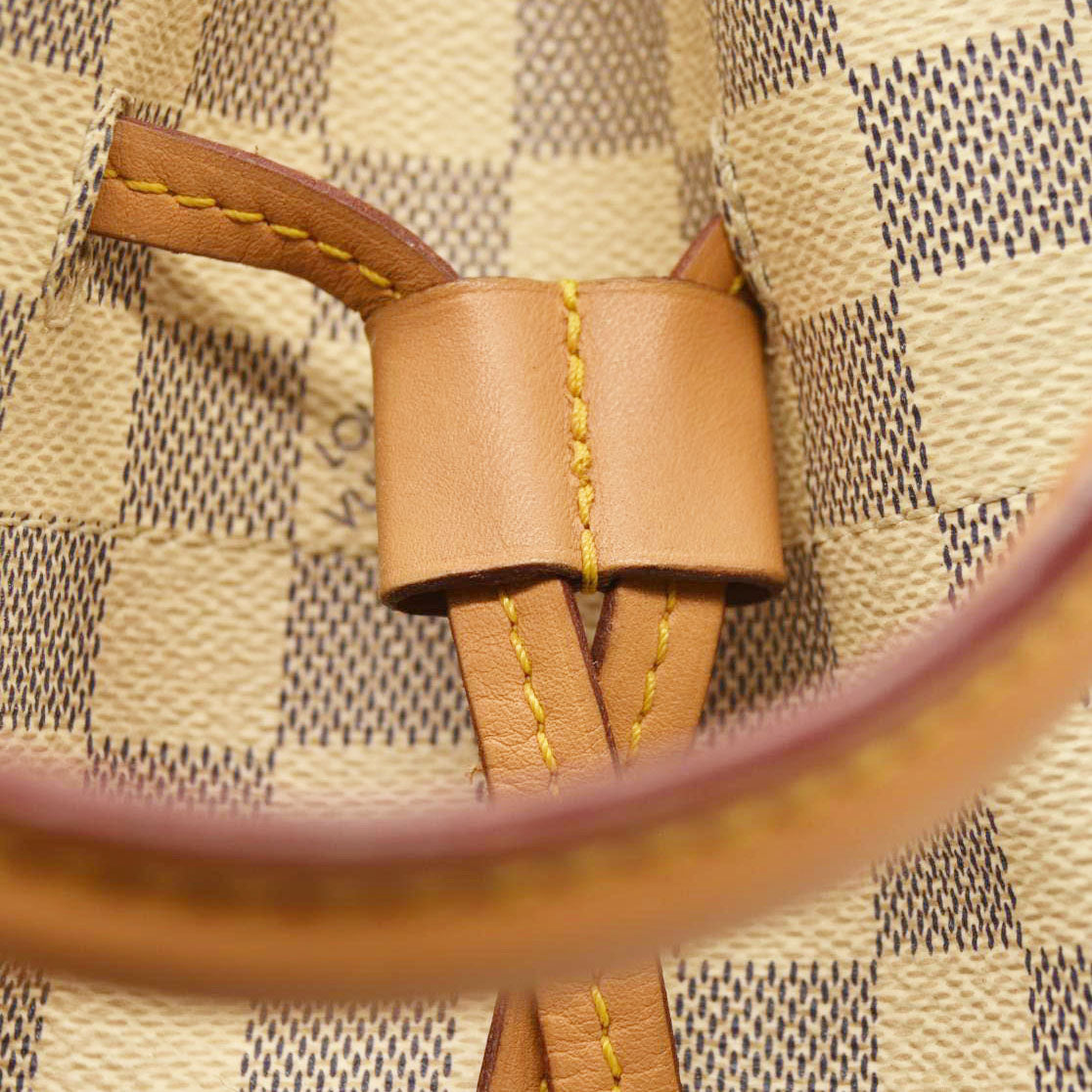 LOUIS VUITTON  Damier Azur Girolata