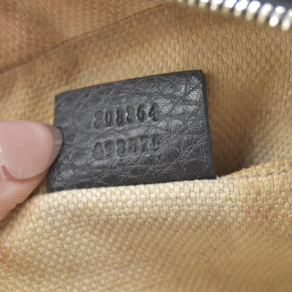 $1490 Gucci  Interlocking G Soho Disco