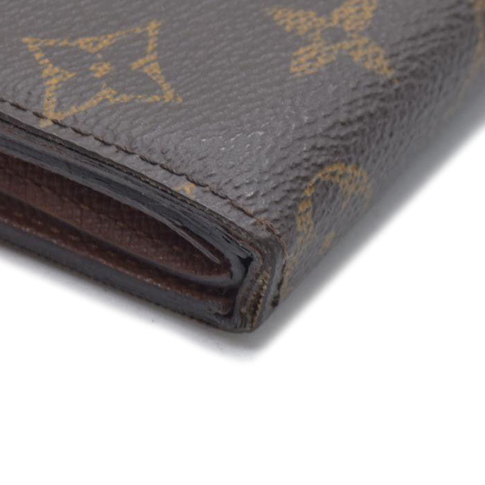 $500 Louis Vuitton  Monogram Helene Wallet