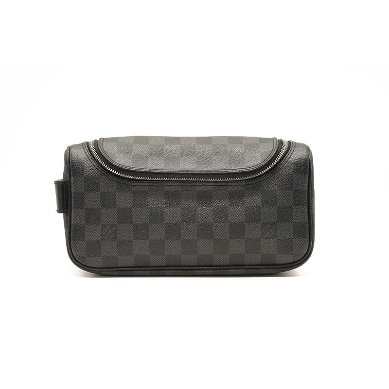 $880 LOUIS VUITTON Damier Graphite Toiletry Pouch