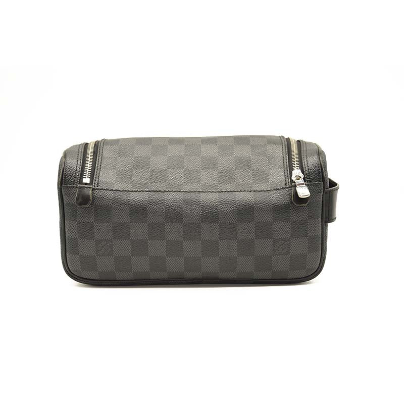 $880 LOUIS VUITTON Damier Graphite Toiletry Pouch