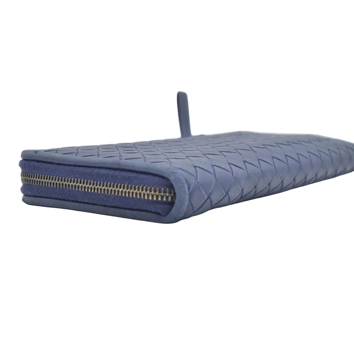 $1050 Bottega Veneta L Shaped Wristlet Intrecciato Long Wallet CONSIGNMENT