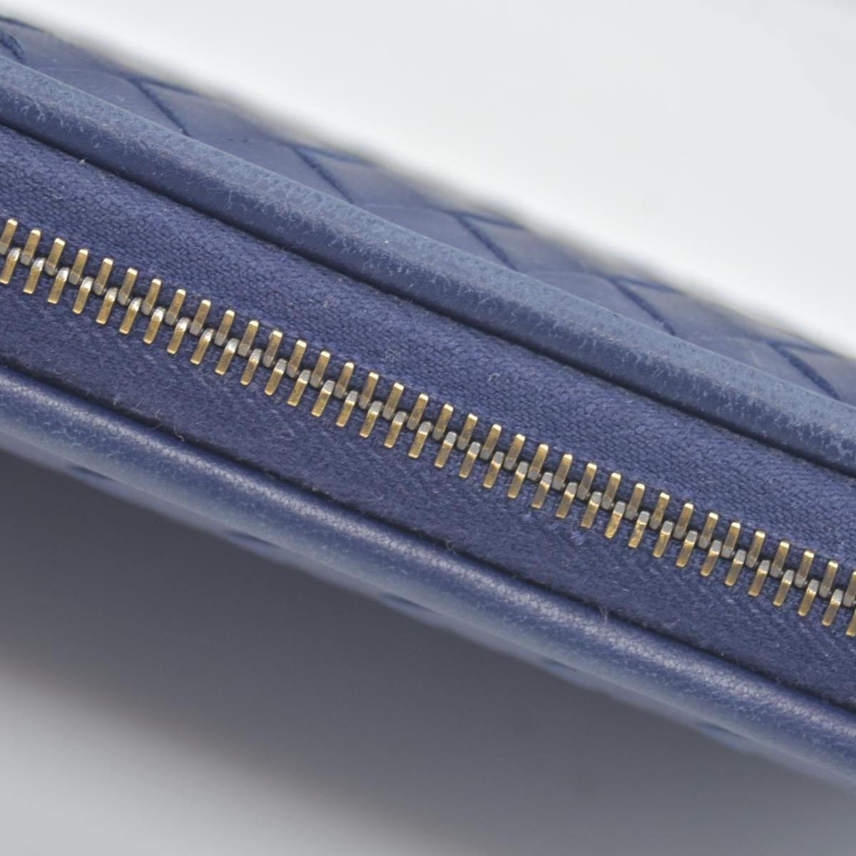 $1050 Bottega Veneta L Shaped Wristlet Intrecciato Long Wallet CONSIGNMENT