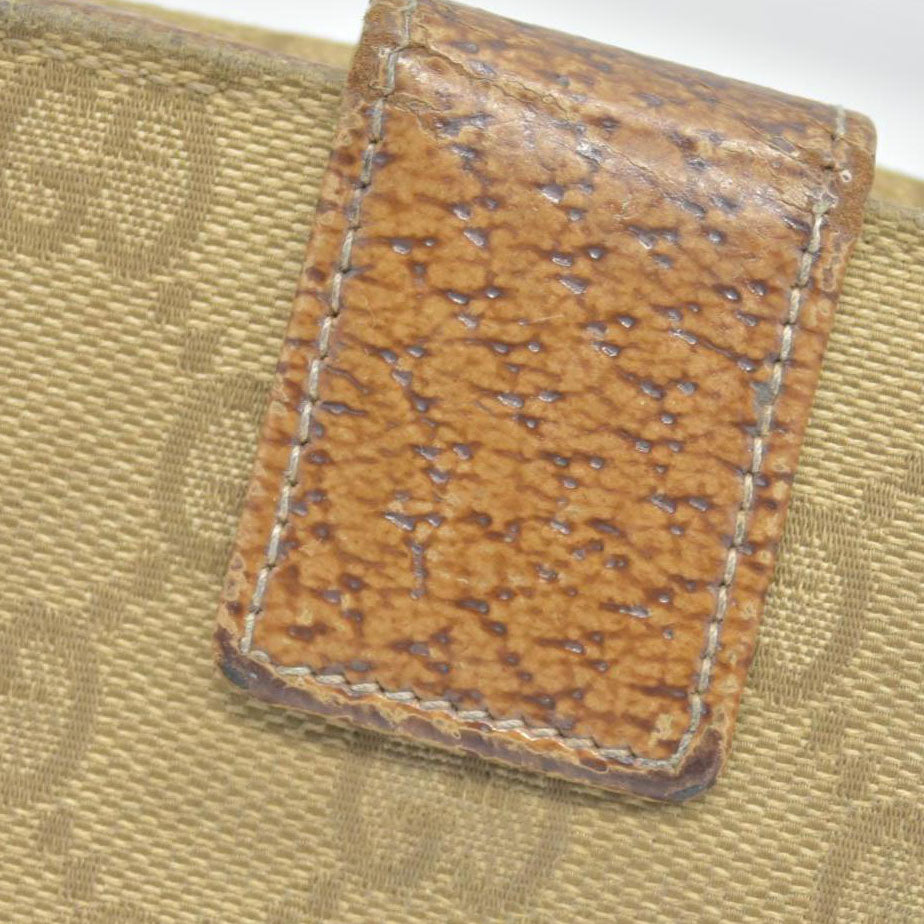 $420 Gucci Gucci Beige/Brown GG Canvas Nailhead Compact Wallet CONSIGNMENT