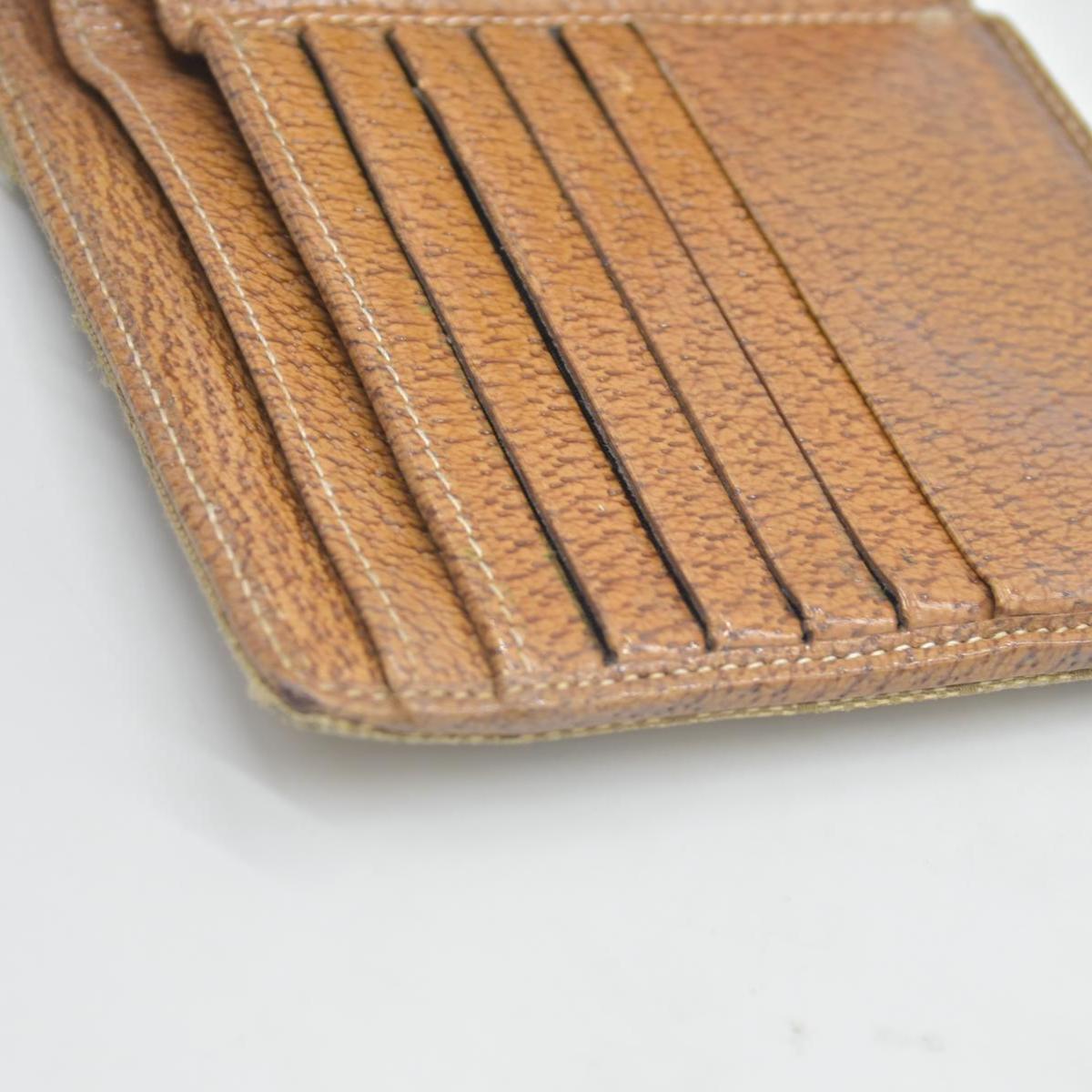 $420 Gucci Gucci Beige/Brown GG Canvas Nailhead Compact Wallet CONSIGNMENT