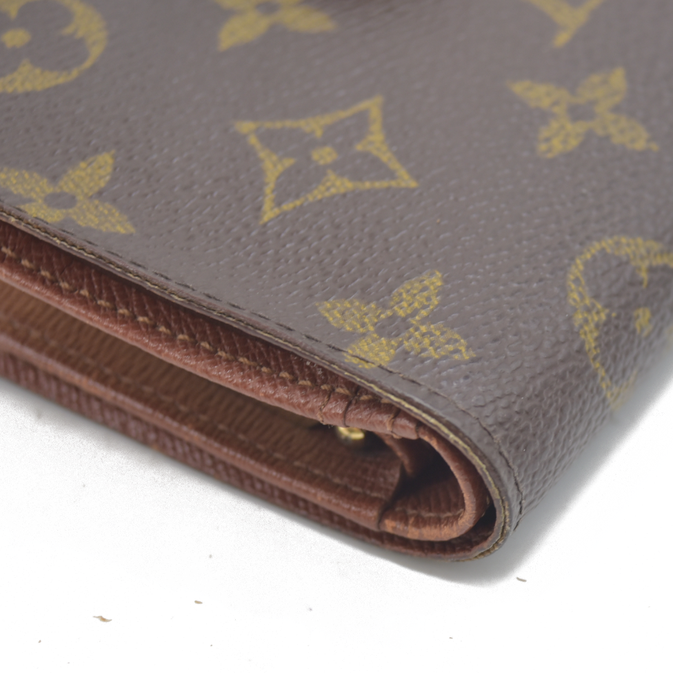 AUCTION $750 Louis Vuitton  Monogram French Purse Wallet SD0061