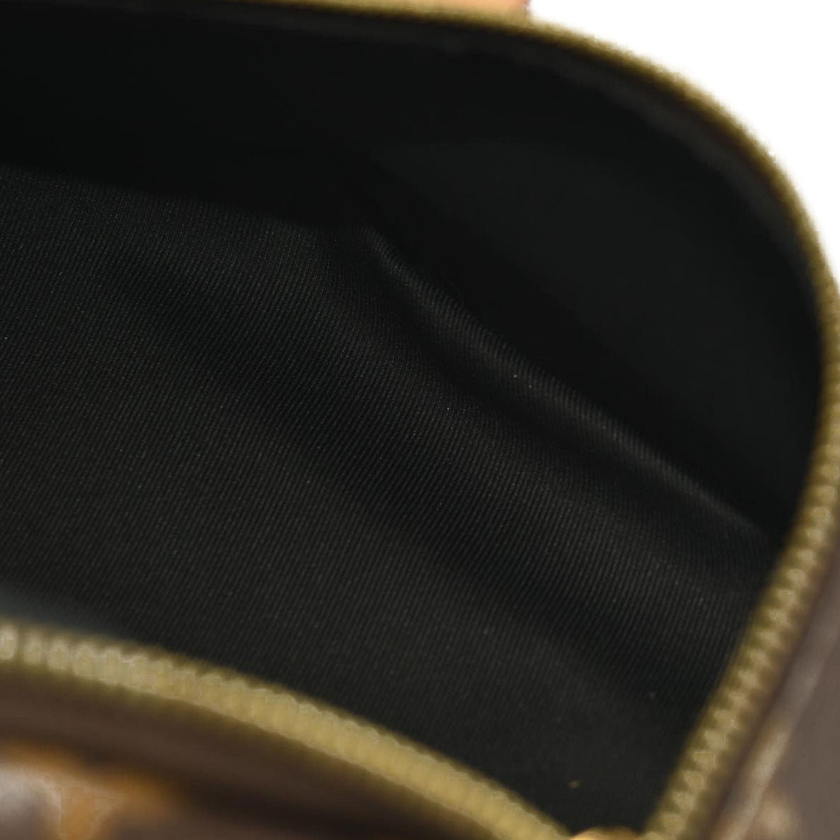 LOUIS VUITTON  Monogram Bumbag CA2129