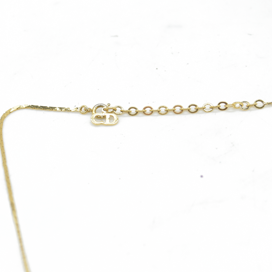 $550 Christian Dior Twisted Heart Necklace Metal Gold Tone