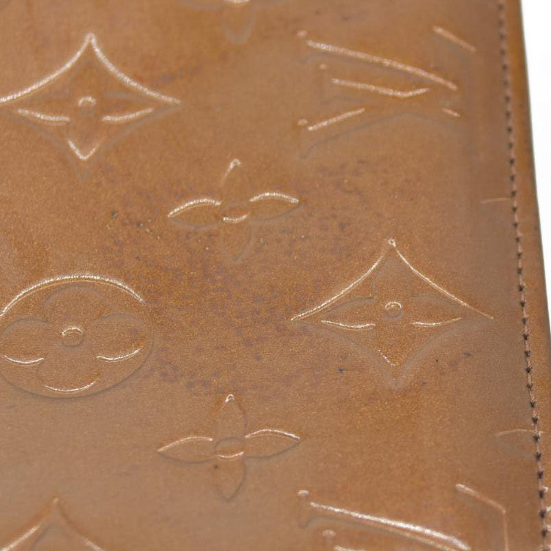 $740 Louis Vuitton  Vernis Lexington Pochette Noisette