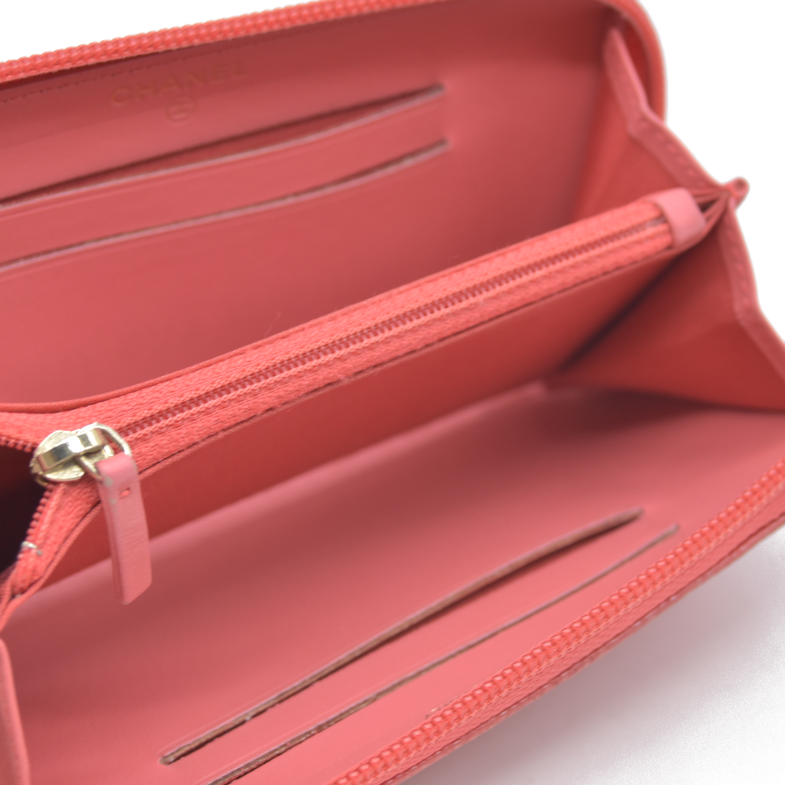 Chanel Compact Timeless Zip Around Wallet Caviar Pink 2019