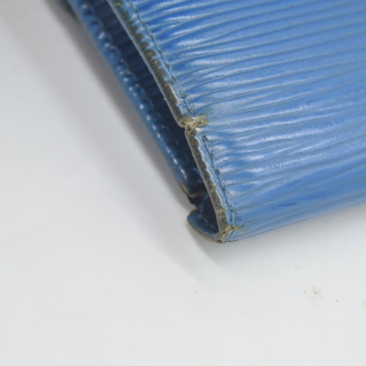 $805 1995 Louis Vuitton Epi Porte Tresor International Wallet CONSIGNMENT CA0915