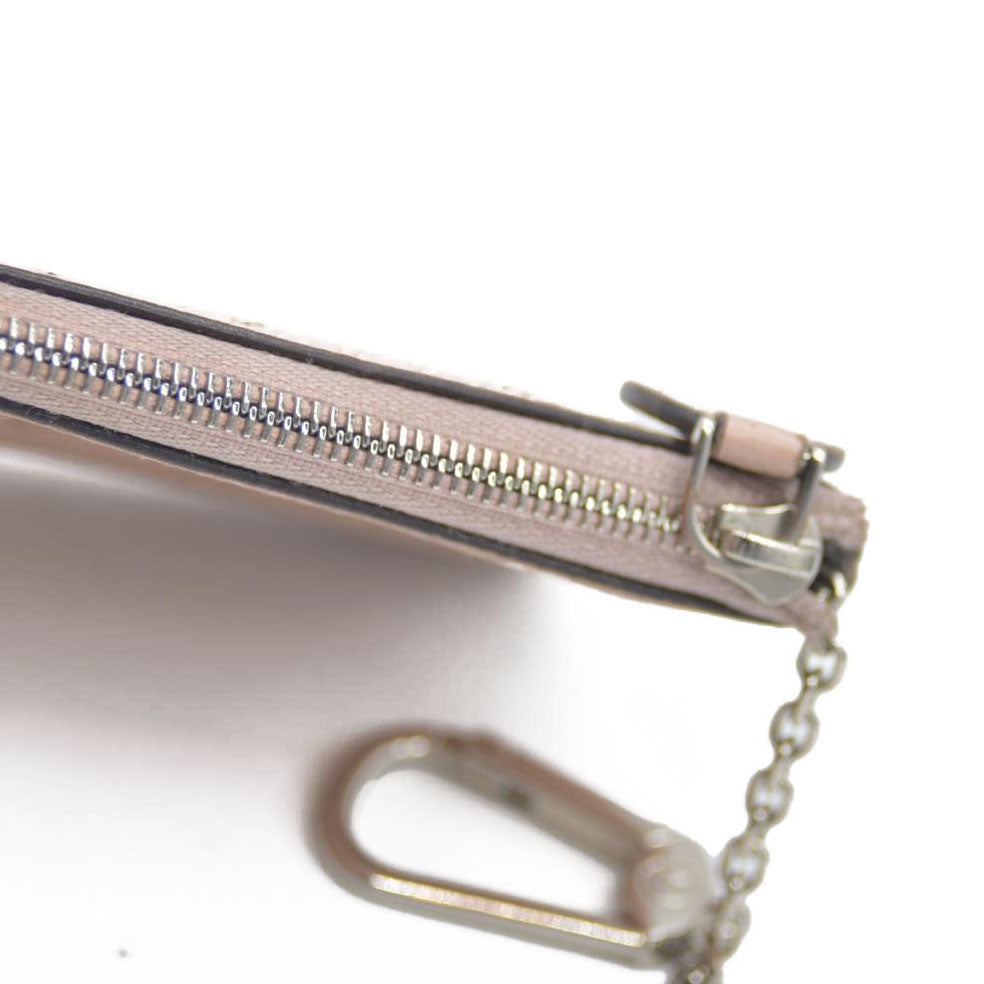 AUCTION Louis Vuitton  Mahina Key Pouch Magnolia